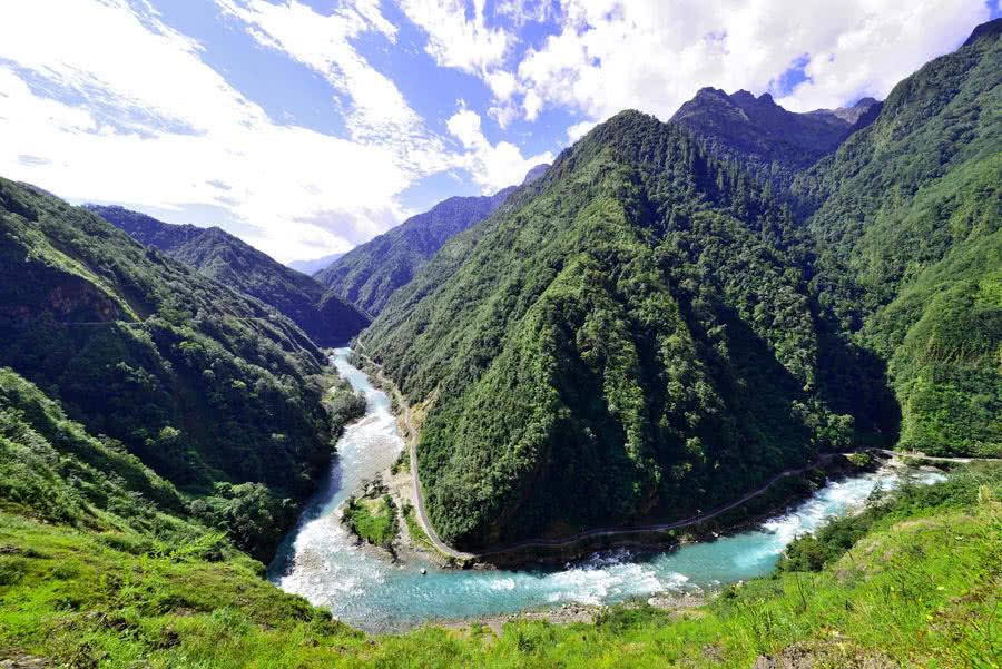 【文明实践】福赠春联祈平安 奋笔挥毫迎新春——平安乡开展送“福”进乡村，春联暖人心活动